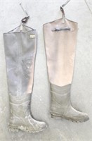 Bone dry size 10  Wader boots