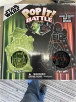 Star Wars puppet battle game