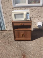 Citizen Microwave tested with wooden stand on