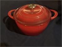 Large Red enameled dutch oven