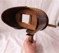 Antique stereoptican viewer, missing lenses -