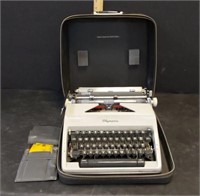 Olympia Typewriter.