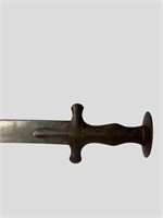 A 19TH CENTURY INDIAN SHAMSHIR TALWAR SWORD with e