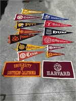 LARGE LOT OF COLLEGE FELT PENNANTS & BANNERS -SOME