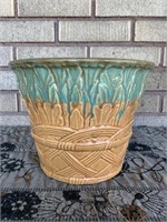 Two tone glaze pottery planter 6.5"h