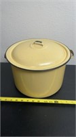 Enamel Ware Stock pot yellow and black