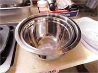 Wolfgang Puck 6 qt. stainless mixing bowl -