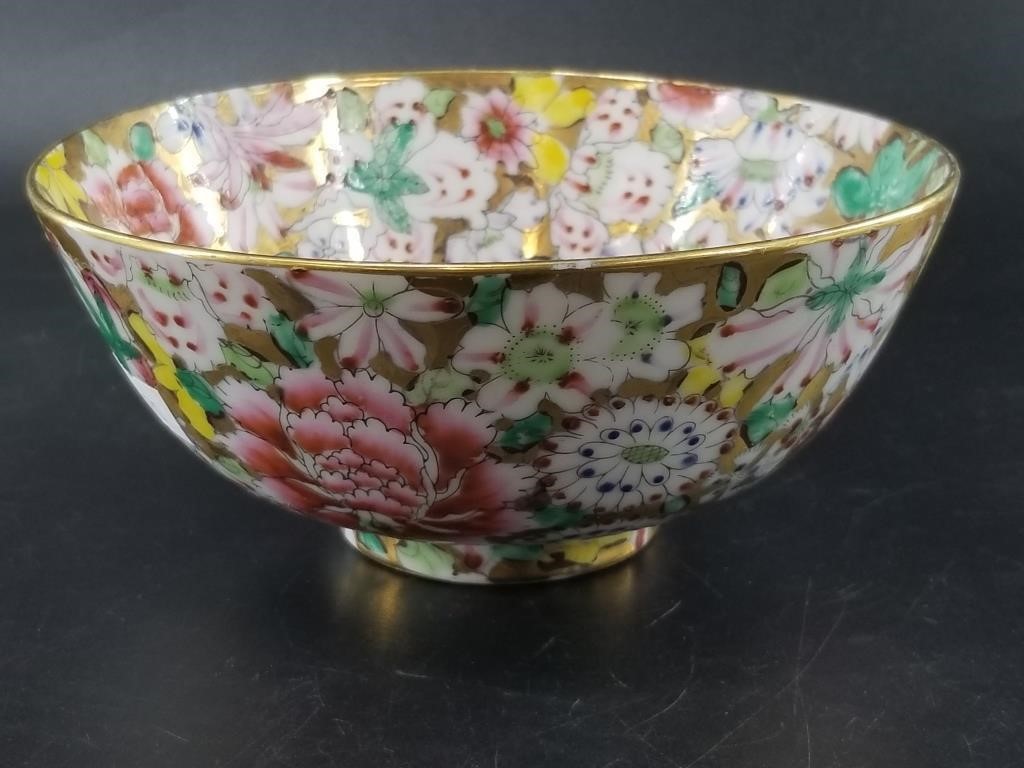 Japanese porcelain hand decorated bowl, 6" diamete