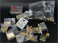 Lot with pins and jewelry making pieces: posts, ea