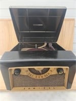 Admiral Vintage Radio Phonograph Combination,