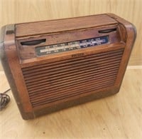 Philco Model 46-350 Roll top radio, 1946