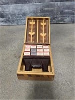 Tru-Vue wood case with bakelite viewer &
