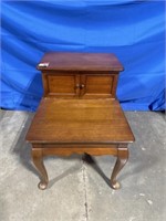 Wood end table with cabinet