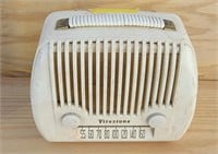 Firestone Model 4-C-17 tabletop radio, 1950