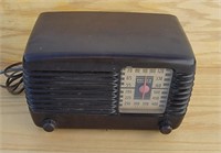 Philco tabletop Model PT 91 Bakelite radio,1942