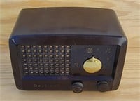 1950 Sentinel Model 338 radio