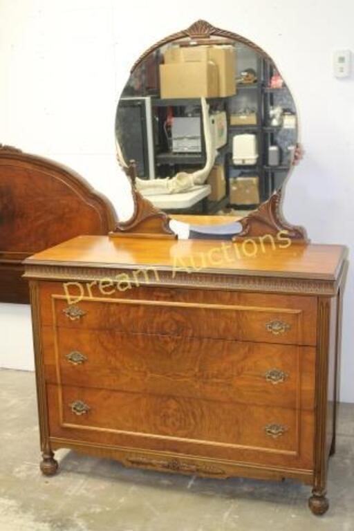 Vintage Wooden Dresser & Mirror 45.5x20x71H
