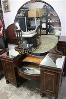 Vintage Wooden Dresser & Mirror 46x17.5x50H