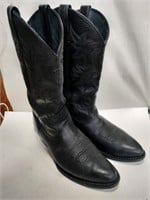 Ariat cowboy boots size 10 1/2 b