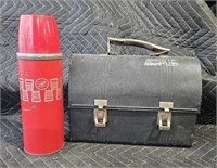 Lunch pail with thermos