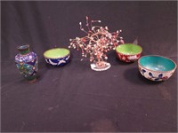 Four pieces of cloisonne: 5" vase and three