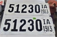 1913 Iowa license plates, matching pair