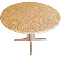 Round - Fits 44 to 48 inch Tables