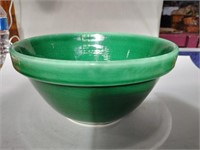 Pottery mixing bowl 9 in
