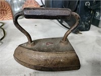 Cast iron iron