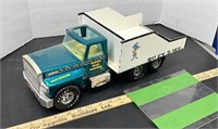 Nylint Flatbed Truck. 18" long.
