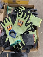 Lot of Size Medium Rubber Coated Gloves