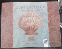 Queen Scallop Cutting/Noodle Board
