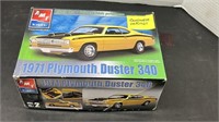 AMT 1/25 scale 1971 Plymouth Duster 340 Model