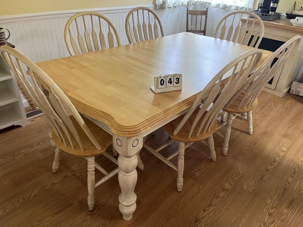 Kitchen Table, 6 chairs