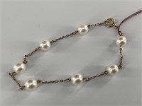 Simple women's bracelet