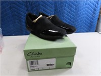 New Womens CLARKS ARTISAN sz7M Black Shoes