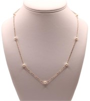 10 Kt Yellow Gold Pearl Necklace