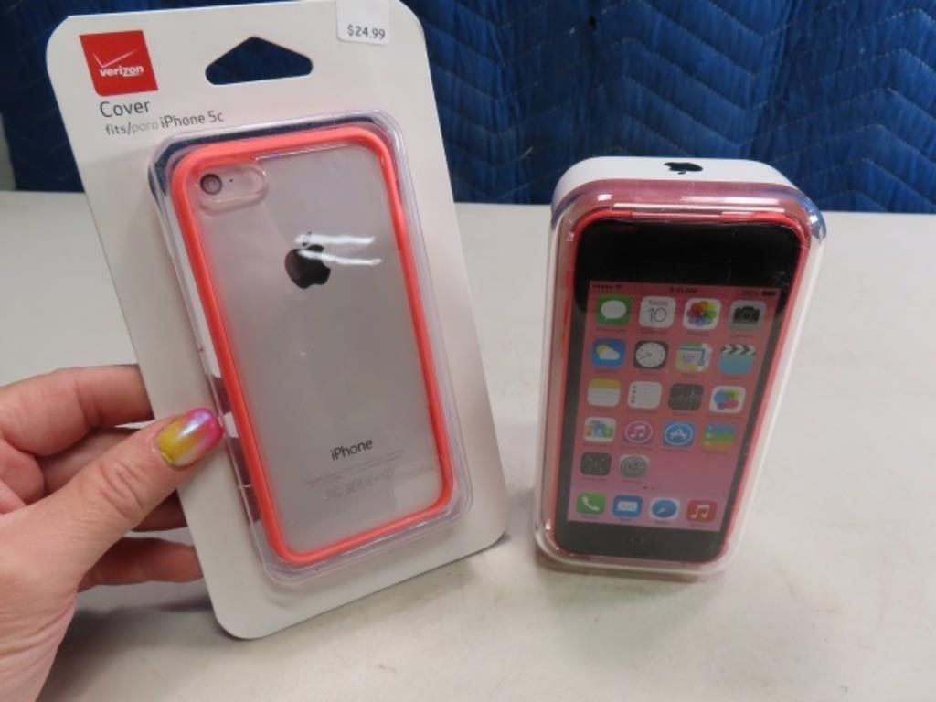 New APPLE iPhone 5-C Cell Phone w/ Case SET