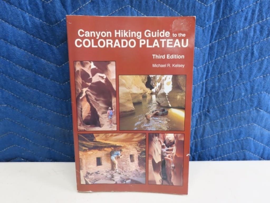 Colorado Plateau Mapped Canyon Hiking Guide Book