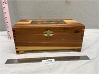 Beautiful Vintage Cedar Jewelry Keepsake Chest Box