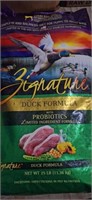 25lb bag of signature duck formula with