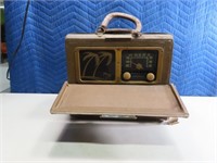 Antique ADMIRAL Tube Radio w/ Palm Trees suitcase