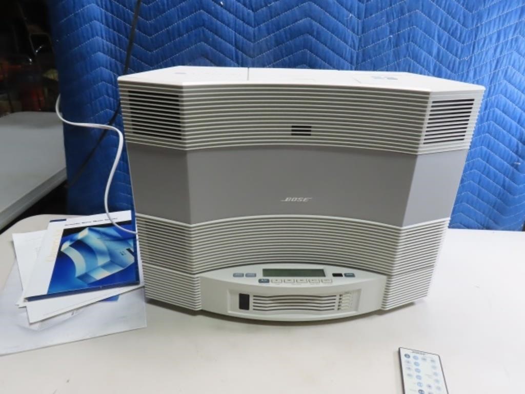 BOSE Acoustic Wave white Music System Player EXC