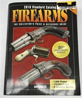 2010 Standard Catalog of Firearms 1500 Pages!
