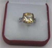 Sterling Canary Quartz Twist Ring
Nice sterling