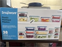 Snapware plastic airtight and leakproof 38 piece