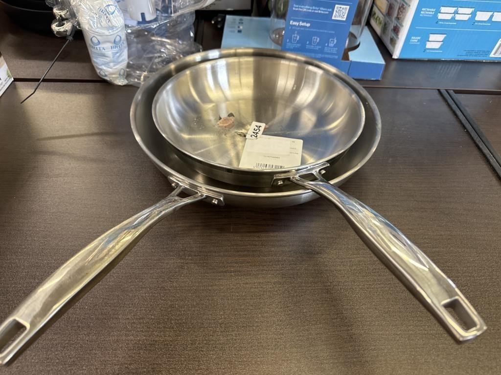 Lot of 2 stainless steel pans
