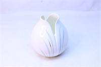 Royal Doulton Impressions Tulip Vase