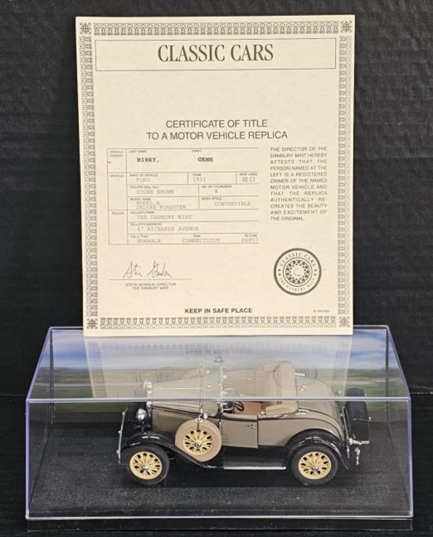 (L) 1994 Danbury Mint Die-Cast Car With Display