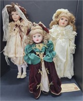 (V) Porcelain Dolls